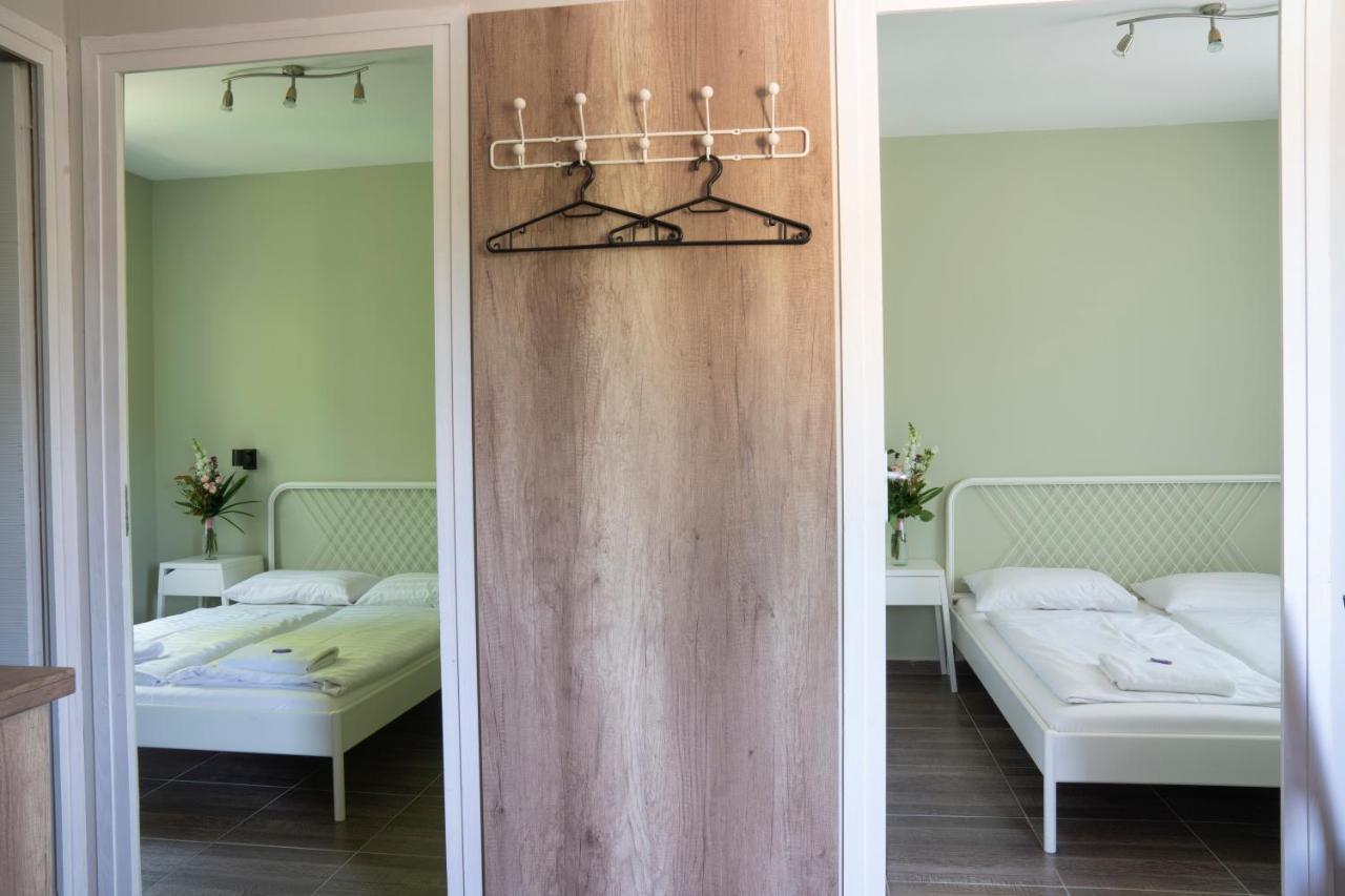 Tulipan Apartman Έγκερ Εξωτερικό φωτογραφία