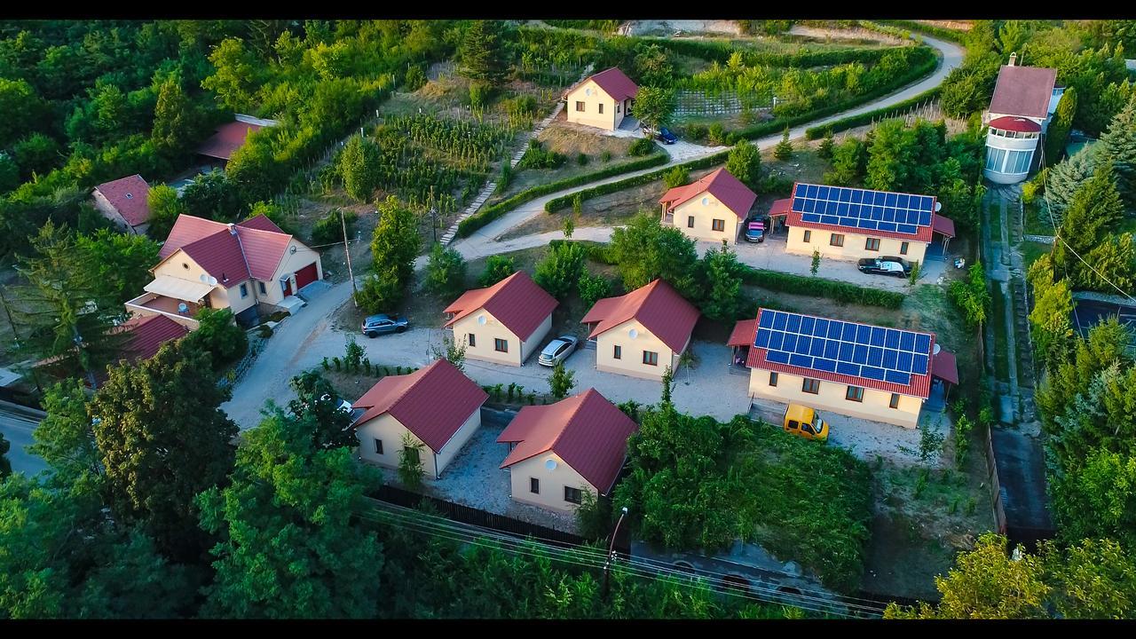 Tulipan Apartman Έγκερ Εξωτερικό φωτογραφία